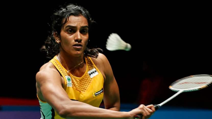 PV Sindhu returns India, receives grand welcome at airport | Tokyo Olympics