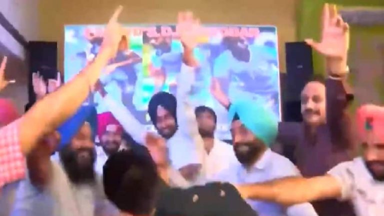 When present & former Captains of Indian men’s hockey team celebrated Bronze win at Olympics together