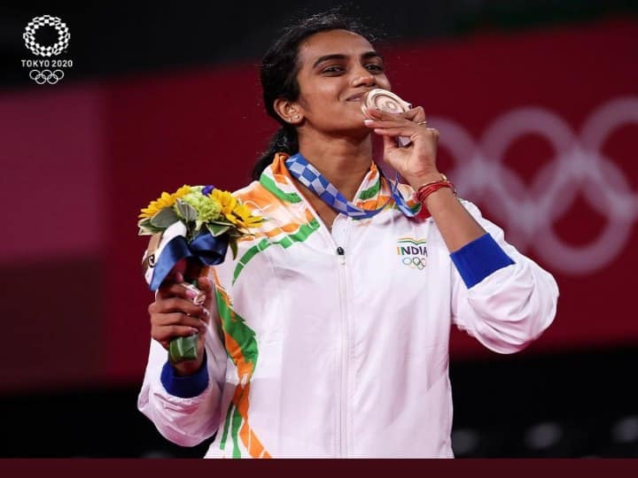 How PV Sindhu Becomes Unifying Factor For Two Telugu States At Loggerheads