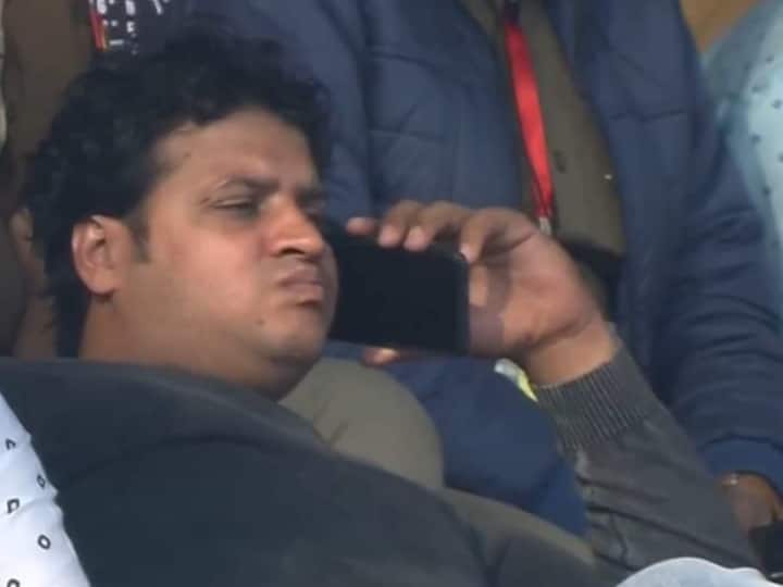 WATCH | Why This Cricket Fan At Kanpur Green Park Stadium Is Getting All The Attention
