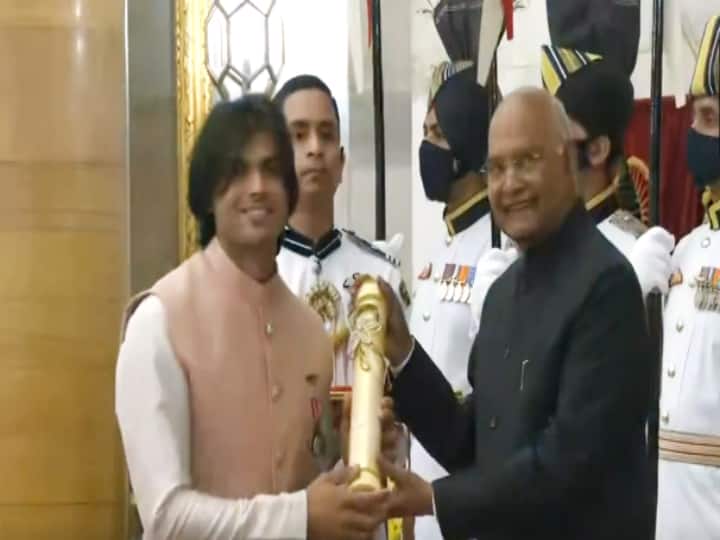 Watch: Neeraj Chopra Receives Padma Shri Award From President Ram Nath Kovind