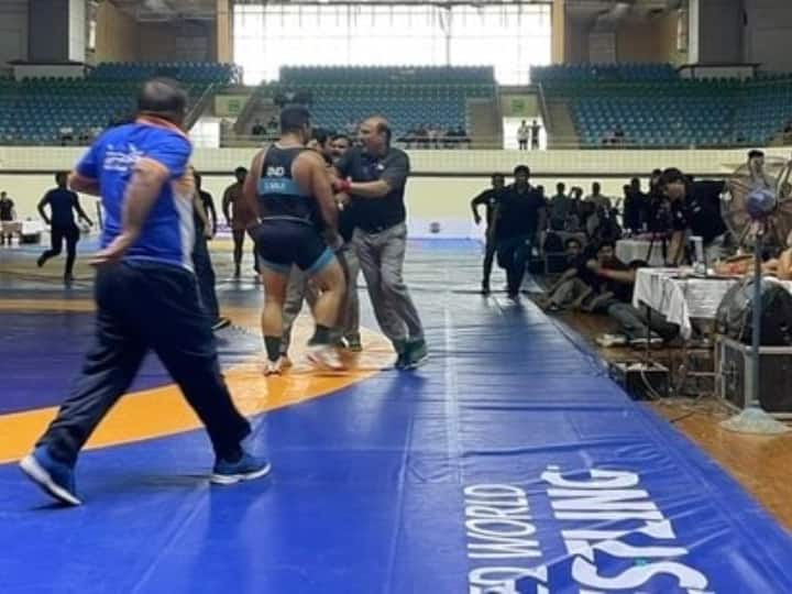 Wrestler Satender Malik Assaults Referee Jagbir Singh During CWG Trials, Gets Life Ban