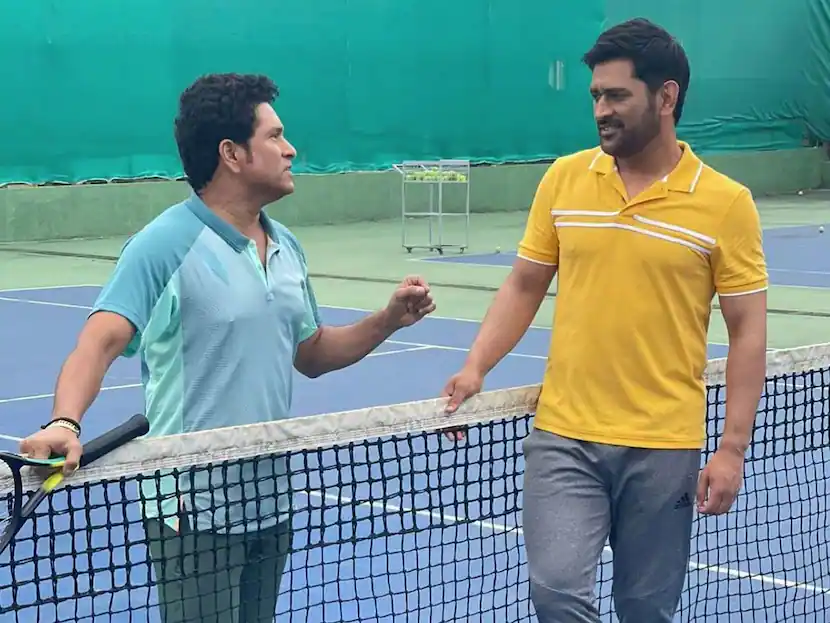  सचिन तेंदुलकर और एमएस धोनी एक साथ टेनिस खेलते देखे गए।  तस्वीरें देखें
