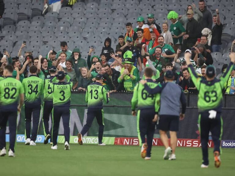 टी20 विश्व कप 2022: आयरलैंड ने इंग्लैंड को 5 रनों से हराया