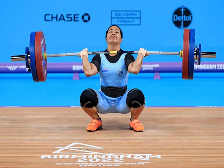 बिंदयारानी देवी ने एशियाई भारोत्तोलन चैंपियनशिप 2023 में रजत पदक जीता
