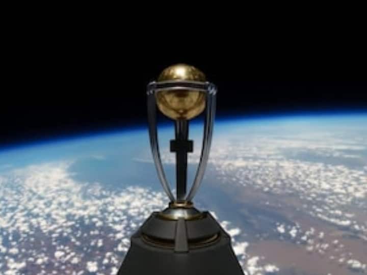 आईसीसी विश्व कप 2023 ट्रॉफी अंतरिक्ष में भेजी जाने वाली पहली आधिकारिक खेल ट्रॉफियों में से एक बन गई है
