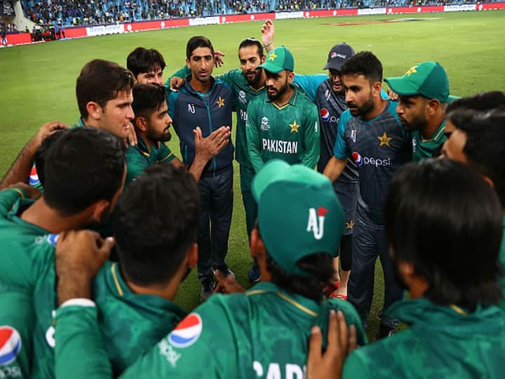 पीसीबी अध्यक्ष आईसीसी बैठक में पाकिस्तान के विश्व कप मैचों को तटस्थ स्थानों पर कराने पर जोर देंगे
