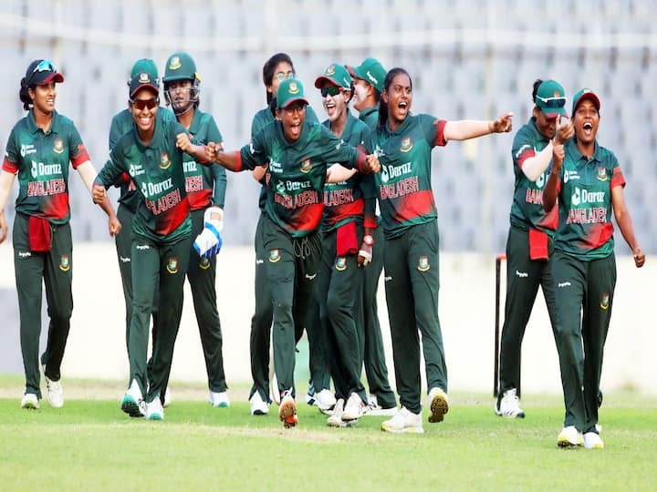 बांग्लादेश की महिलाओं ने रचा इतिहास, वनडे में पहली बार भारत को हराया
