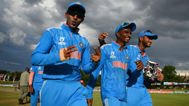 IND बनाम USA U-19 विश्व कप: भारत ने USA पर 201 रन की शानदार जीत के साथ सुपर सिक्स में जगह पक्की की
