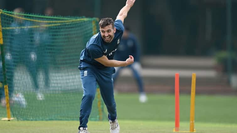 इंग्लैंड ने भारत के खिलाफ पांचवें टेस्ट के लिए प्लेइंग 11 की घोषणा की, मार्क वुड ने ओली रॉबिन्सन की जगह ली