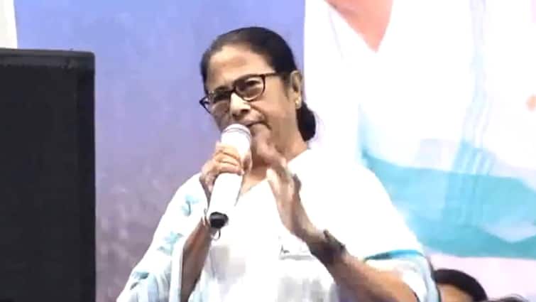 Mamata Banerjee I.N.D.I.A Bloc Lok Sabha Election Phase 7 Polling Cyclone  Bengal CM Mamata Banerjee To Skip I.N.D.I.A Bloc Meeting On June 1. Here