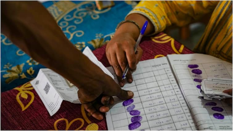 लोकसभा चरण 3 मतदान: रात 8 बजे तक 61.45% मतदान, असम और गोवा में मतदान सबसे आगे
