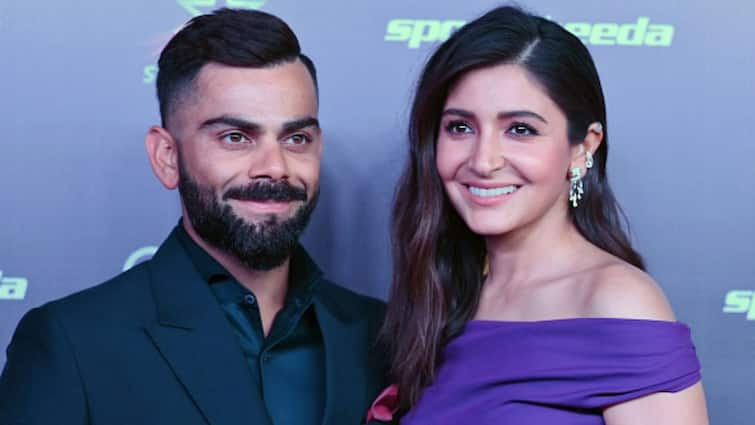 Virat Kohli Dinner Date With Anushka Sharma Friends In Mumbai Viral Video T20 World Cup 2024 Virat Kohli Spotted On Dinner Date With Anushka Sharma And Friends In Mumbai, Video Goes Viral- WATCH