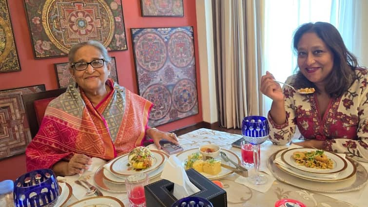 Sheikh Hasina Daughter Saima Wazed Shares Quick Bite Ahead Of PM Modi Oath Taking Ceremony Bangladesh PM Sheikh Hasina Along With Daughter Enjoys 