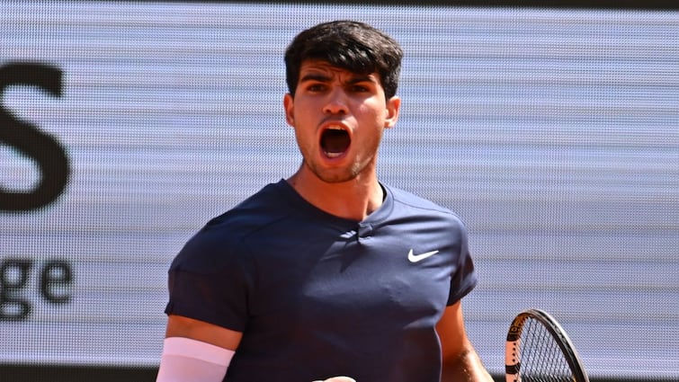 French Open 2024 Carlos Alcaraz Beats Alexander Zverev In Epic Five-Setter To Emerge Champion Paris Roland Garros French Open 2024: Carlos Alcaraz Beats Alexander Zverev In Epic Five-Setter To Emerge Champion