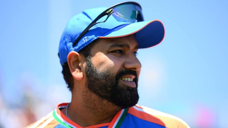 Rohit Sharma Injury IND vs IRE T20 World Cup 2024 Match New York USA India vs Ireland Rohit Sharma Faces Injury Scare, Leaves Field In Middle Of IND vs IRE T20 World Cup 2024 Match