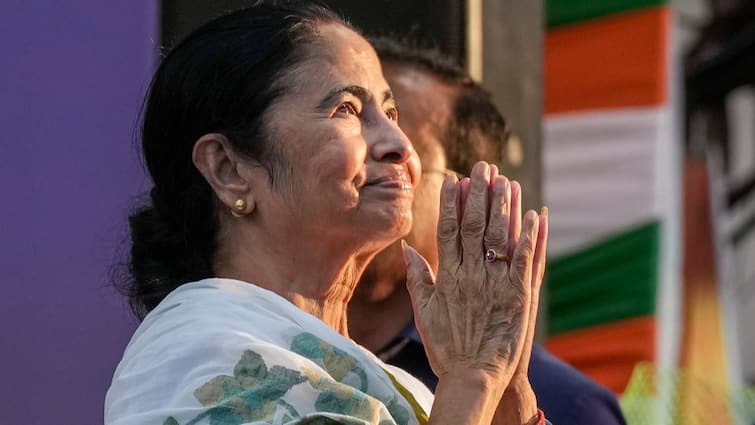 Bengal Bypoll Results: TMC Wins Big As Mamata Banerjee Party Bags All 4 Seats Bengal Bypoll Results: TMC Wins Big As Mamata Banerjee