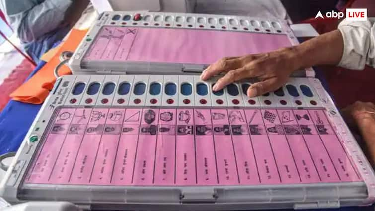 Bengal Bypolls: Woman Records Video Of Herself Voting To Prove Loyalty To TMC Trinamool Bengal Bypolls: Woman Records Video Of Herself Voting To Prove Loyalty To TMC