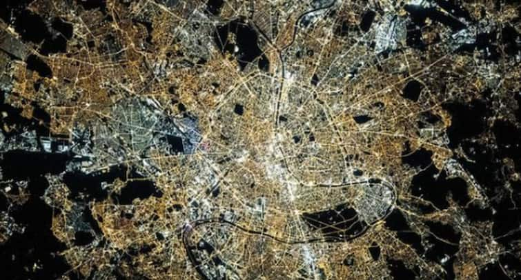 Paris Dazzles In Nighttime Photos Taken From International Space Station Paris Dazzles In Nighttime Photos Taken From International Space Station - See Pics