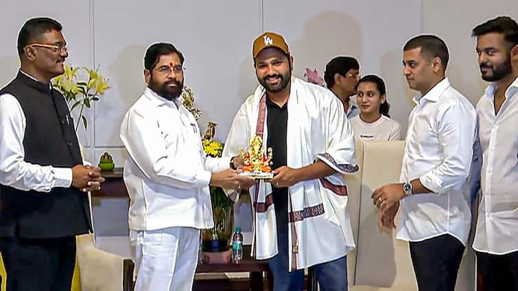 Rohit Sharma Mumbai Players Part Of T20 World Cup-Winning Squad Felicitated By CM Eknath Shinde Captain Speech Maharashtra Vidhan Sabha Goes Viral Watch Viral Video Rohit Sharma, Mumbai Players Part Of T20 World Cup-Winning Squad Felicitated By CM Eknath Shinde, Captain