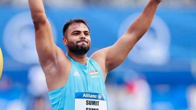 India Flagbearers For Paris Paralympics 2024 Sumit Antil Bhagyashri Jadhav Who Are India