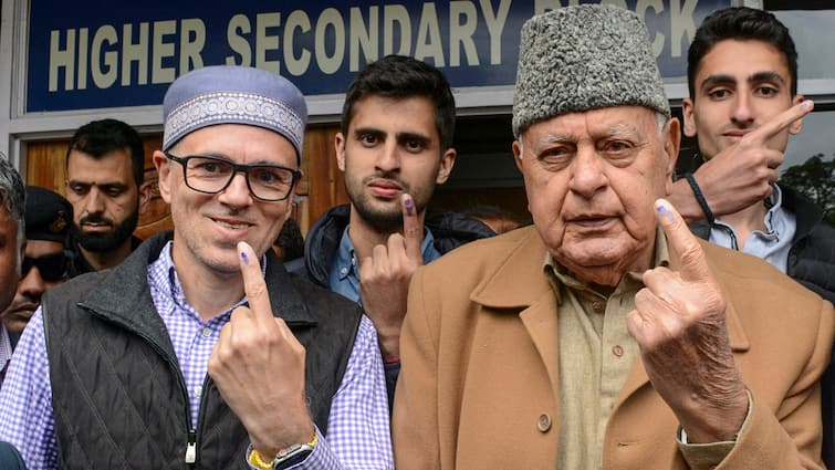 Jammu Kashmir Election schedule 2024 Omar abdullah NC farooq abdullah mehbooba mufti pdp BJP tarun chugh j-k police transfers reactions J&K Election: 