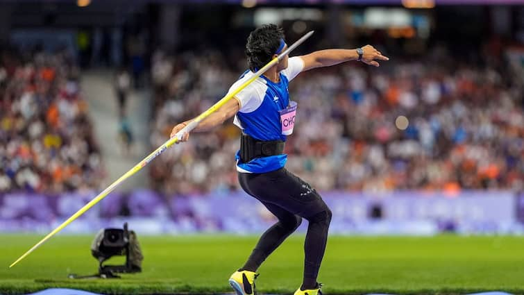 Neeraj Chopra Wins Silver Javelin Throw Event Lausanne Diamond League Anderson Peters Julian Weber 89.49 Metre Throw Neeraj Chopra Recovers From Poor Start To Produce Season-Best Throw In Last Attempt, Wins Silver In Lausanne Diamond League 2024