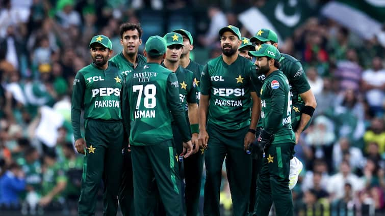 mohammad-rizwan-dropped-from-pakistan-playing-xi-3rd-t20i-vs-australia-hobart-babar-azam-haris-rauf 