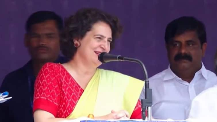 Wayanad Byelection Priyanka Sacrificing To Maintain Ties With Jamaat e Islami Says Kerala CM Vijayan Wayanad Byelection: Priyanka 