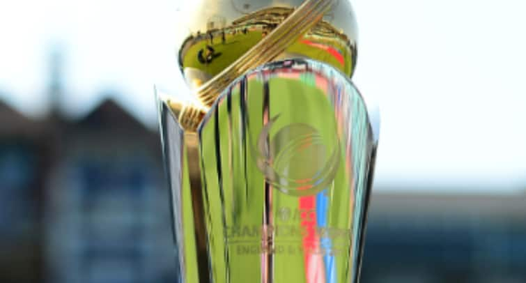 Champions Trophy Silverware Touches Down In Pakistan Fans Celebrate ICC Gesture Champions Trophy Silverware Touches Down In Pakistan: Fans Celebrate ICC