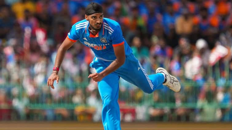 Arshdeep Singh Becomes India Leading T20I Fast Bowler Most Wickets Surpasses Bhuvneshwar Kumar Jasprit Bumrah IND vs SA 3rd T20I Arshdeep Singh Becomes India’s Leading T20I Fast Bowler, Surpasses Bhuvneshwar Kumar & Jasprit Bumrah In Historic Feat