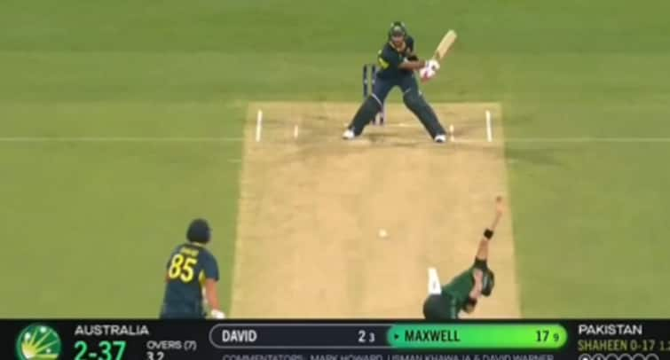 AUS vs PAK Glenn Maxwell Delivers Unforgettable Shot Against Shaheen Afridi Viral Video AUS vs PAK: Glenn Maxwell Delivers Unforgettable Shot Against Shaheen Afridi – Viral Video