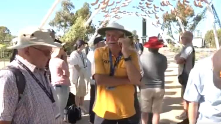 border-gavaskar-trophy-2024-25-australia-vs-india-1st-test-optus-stadium-perth-fans-arrive-live-match-wtc-watch-viral-video Border-Gavaskar Trophy 2024-25: Fans Arrive At Optus Stadium For Australia Vs India 1st Test 