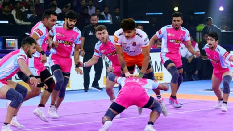 jaipur-pink-panthers-beat-puneri-paltan-pkl-11-noida-pro-kabaddi-league-thrilling-win-match-result-scorecard-points-table PKL Season 11: Jaipur Pink Panthers Reign Supreme In Repeat Of 2022 Final