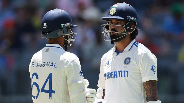 IND vs AUS 1st Test Stumps Day 2 India Lead By 218 Runs Openers Yashasvi Jaiswal KL Rahul Take Lead To 218 Runs At Perth IND vs AUS 1st Test: India End Day 2 Unscathed As Yashasvi Jaiswal, KL Rahul Take Visitors