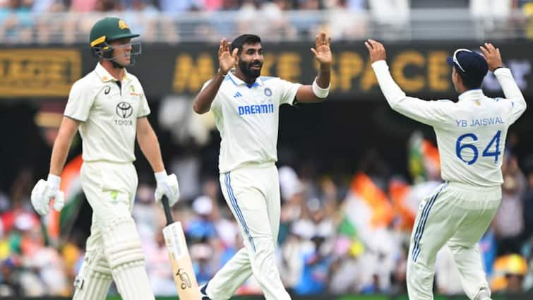 jasprit-bumrah-hails-unity-indian-cricket-team-vs-australia-3rd-test-gabba-brisbane-bgt-wtc-bowlers-out-of-form-transition-period-interview Jasprit Bumrah Bashes Aside 