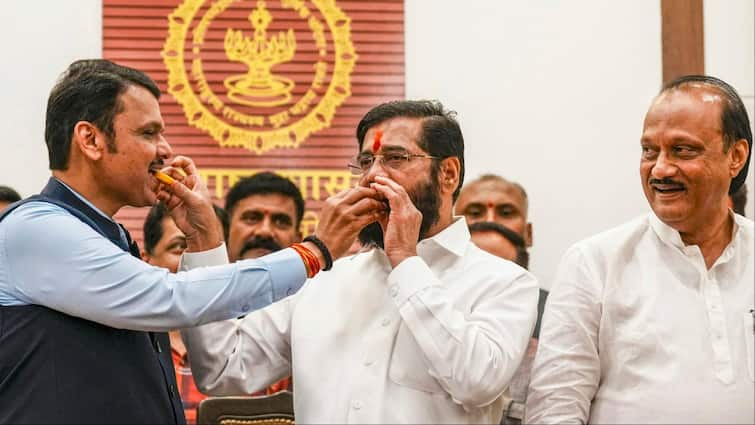 Maharashtra Deadlock Ends Fadnavis To Take Oath As CM, Eknath Shinde To Be His Deputy Maharashtra CM Suspense Ends: Fadnavis To Take Oath As CM, Eknath Shinde To Be His Deputy