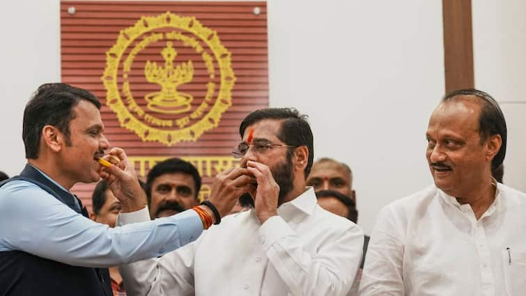 maharashtra-suspense-portfolio-allocation-not-cm-post-shiv-sena-sanjay-shirsat-explains Maharashtra Suspense: Hurdle Not CM Post But Portfolio Allocation — Shiv Sena Spokesperson Explains