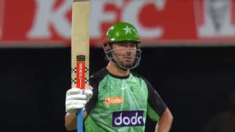 marcus-stoinis-maiden-fifty-as-captain-melbourne-stars-win-vs-brisbane-heat-gabba-bbl-big-bash-league-14 