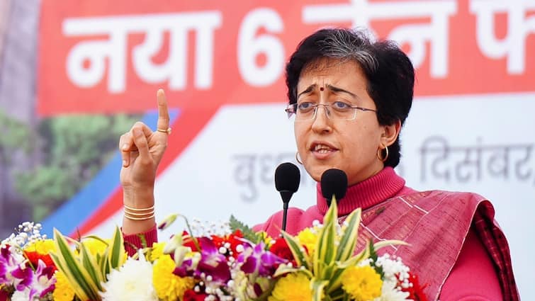 Delhi Elections: Atishi Files Nomination From Kalkaji, To Face Alka Lamba And Ramesh Bidhuri Atishi Files Nomination From Kalkaji, To Face Alka Lamba And Ramesh Bidhuri In Delhi Elections