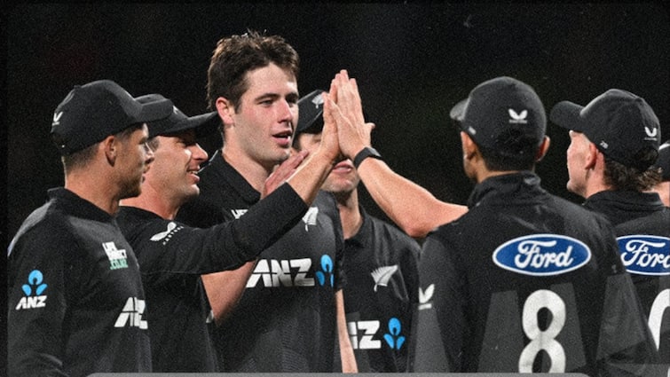 new-zealand-beat-sri-lanka-2nd-odi-first-series-win-2025-icc-champions-trophy-match-highlights-scorecard-details New Zealand Mark Champions Trophy 2025 Preparations With Series Defeat Of Sri Lanka 