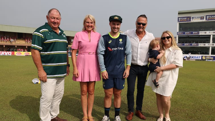 josh-inglis-parents-emotional-reaction-test-debut-historic-ton-sri-lanka-vs-australia-1st-test-galle-watch-viral-video Mom & Dad Get Emotional As Josh Inglis Smashes Historic Test Ton On Debut 