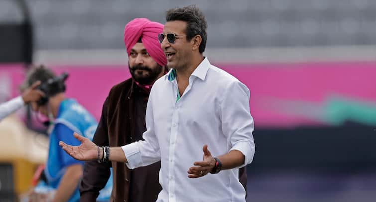 Wasim Akram Hits Back At Yograj Singh Pakistan Coaches Champions Trophy 2025 Wasim Akram Reacts After Yograj Singh