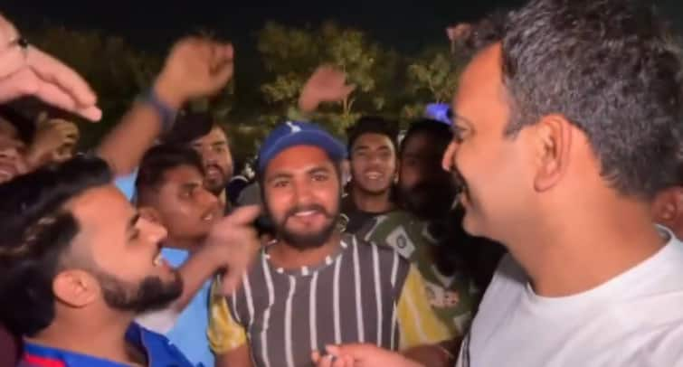 Karachi Fans Pakistan Virat Kohli chants taunt Babar Azam Flop Show Tri Series Final WATCH: 