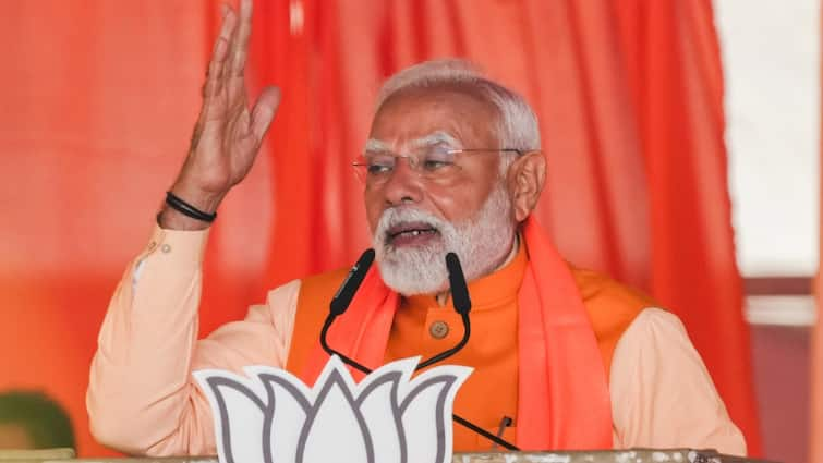 Delhi Election 2025 PM Modi Hails Middle-Class Friendly Budget Indira Gandhi Govt Wouldve Taken Rs 10 Lakh Tax on Rs 12 Lakh Income ‘Indira Govt Would’ve Taken Rs 10 Lakh Tax On Rs 12 Lakh Income’: PM Modi Hails ‘Middle-Class Friendly’ Budget