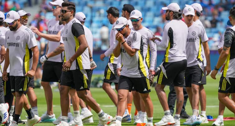 IND vs ENG Test series Rohit Sharma Captain Two IPL Stars In Line For Call Up IND vs ENG: Rohit To Continue As Captain; Two IPL Stars In Line For Call-Up - Report