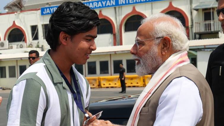 PM Modi Meets Young Cricket Sensation Vaibhav Suryavanshi At Patna Airport, Praises His Talent PM Modi Meets Young Cricket Sensation Vaibhav Suryavanshi At Patna Airport, Praises His Talent