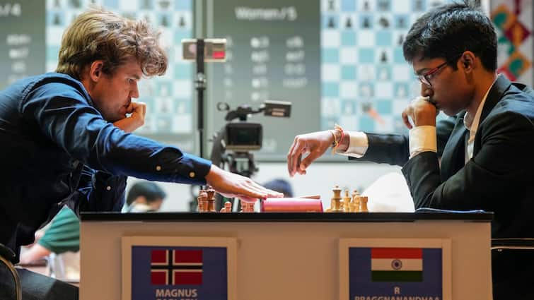 Magnus Carlsen Bangs Table After Defeat Against D Gukesh Video Frustrated Magnus Carlsen Bangs Table After Crushing Defeat Against D Gukesh: WATCH