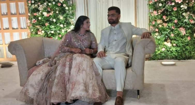 Priya Saroj Gets Emotional As Rinku Singh Puts Ring On Her Finger Watch: Priya Saroj Gets Emotional As Rinku Singh Puts Ring On Her Finger