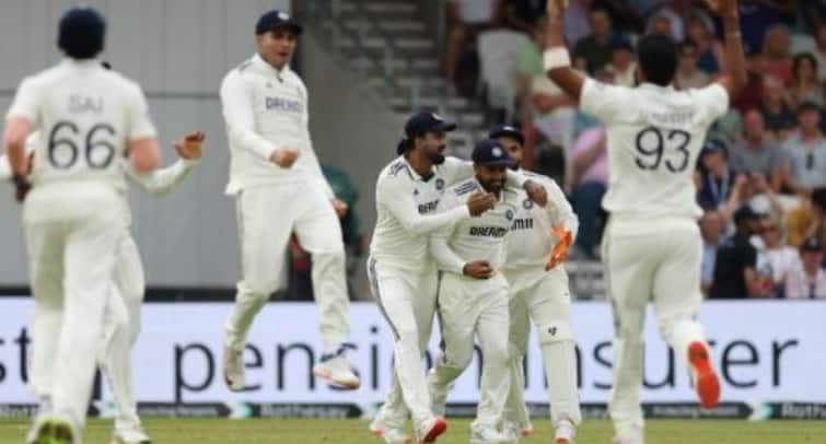 IND vs ENG Jasprit Bumrah Wastes No Time Sends Crawley Back In First Over WATCH: Jasprit Bumrah Wastes No Time, Sends Crawley Back In First Over